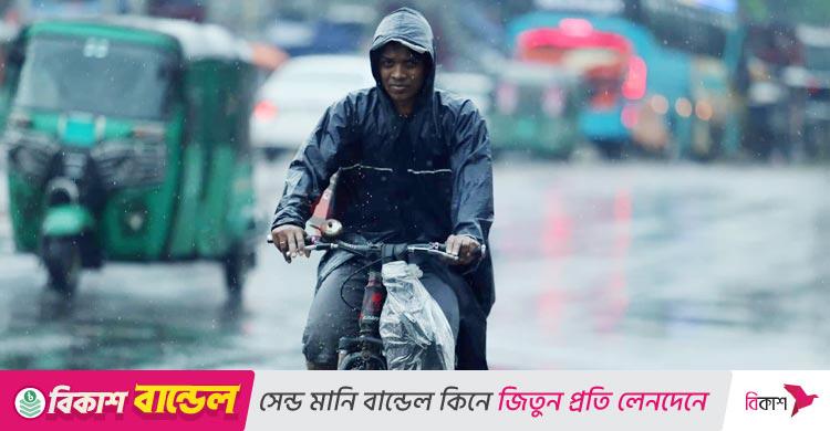আজকের আবহাওয়া: ৭ অঞ্চলে ঝোড়ো হাওয়াসহ বজ্রবৃষ্টির আভাস