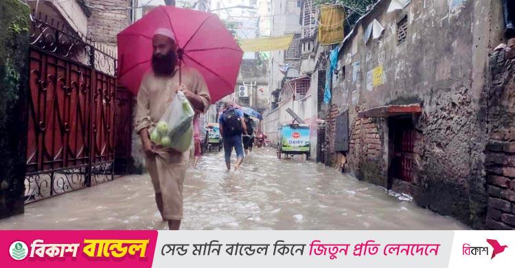 সাগরে লঘুচাপ, ৩ ঘণ্টায় ঢাকায় ৭১ মিলিমিটার বৃষ্টি