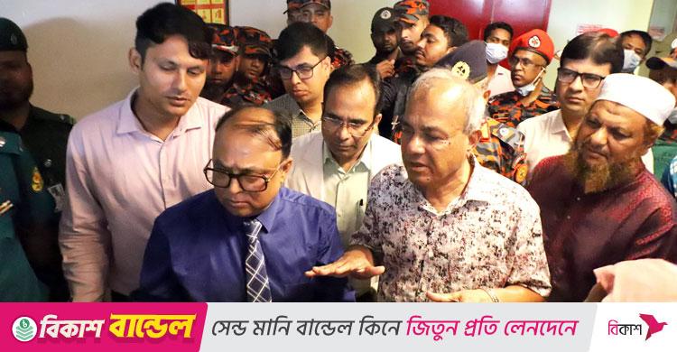 টঙ্গীতে গুদামে আগুন / ফায়ার সার্ভিসের দুই কর্মীর অবস্থা আশঙ্কাজনক