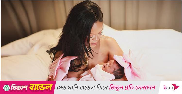 এবার মেয়ের মা হলেন রিয়ানা