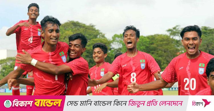 পাকিস্তানকে হারিয়ে ফাইনালে বাংলাদেশ