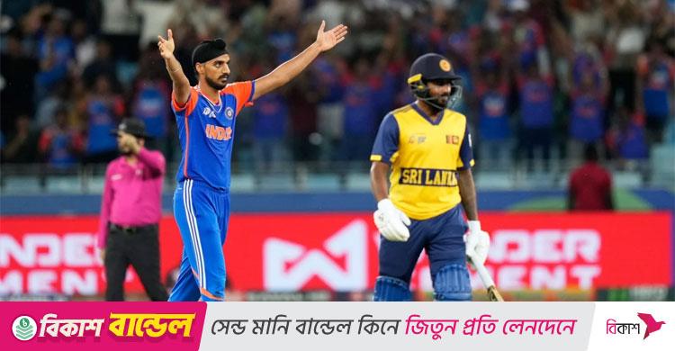 সুপার ওভারের নাটকীয়তায় শ্রীলঙ্কাকে হারালো ভারত