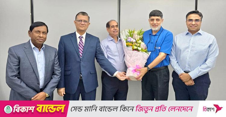 বর্ষসেরা ব্যবসায়ী সম্মাননা / আহসান খান চৌধুরীকে অভিনন্দন জানালো মিডল্যান্ড ব্যাংক