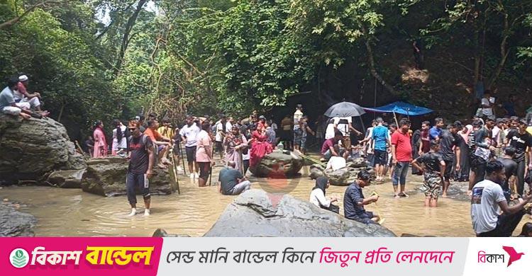 পাহাড়-ঝরনার তীর্থস্থান মিরসরাইয়ে আবাসন সংকট