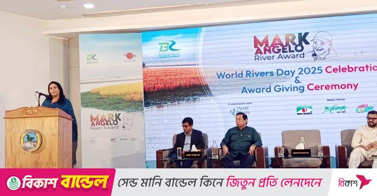 সেন্টমার্টিনে পর্যটন কখনোই বন্ধ করা হয়নি: পরিবেশ উপদেষ্টা
