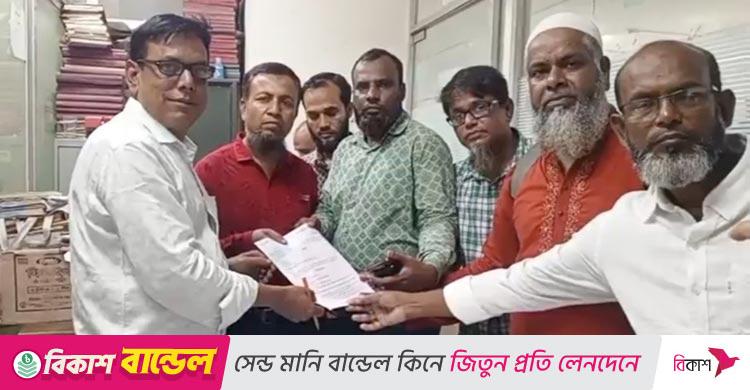 স্বাস্থ্য সহকারীদের কর্মবিরতি ঘোষণা, অনিশ্চয়তায় টাইফয়েডের টিকাদান