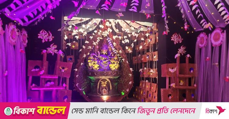 শেরপুরে নজর কাড়ছে পাখির বাসায় দেবী দুর্গা