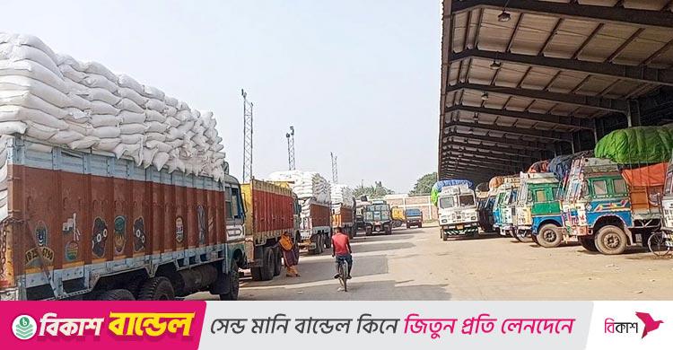 তিন সপ্তাহে ভারত থেকে বেনাপোল দিয়ে ৭১০০ মেট্রিক টন চাল আমদানি