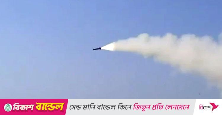 ক্রুজ ক্ষেপণাস্ত্রের সফল পরীক্ষা চালালো পাকিস্তান