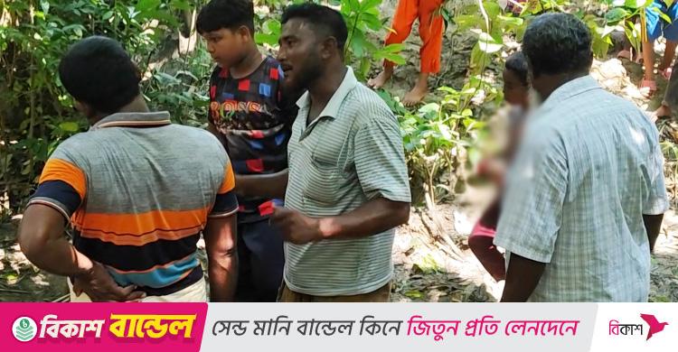 বাঁশবাগানে পড়ে ‍ছিল নবজাতক, হাসপাতালে নিলেন স্থানীয়রা