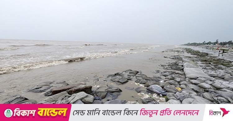 আজকের আবহাওয়া: ৮ জেলায় ঝোড়ো হাওয়াসহ বজ্রবৃষ্টি হতে পারে