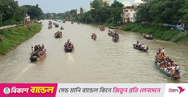 প্রতিমা বিসর্জনের সময় নদীতে পড়ে কিশোর নিখোঁজ