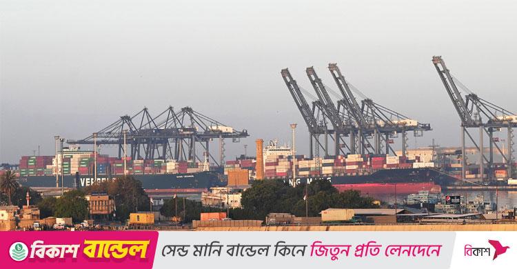 এক মাসে পাকিস্তানের বাণিজ্য ঘাটতি ৩.৩৪ বিলিয়ন ডলার