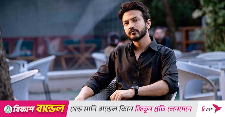 ‘ধর্ম দেখে নাটক দেখি না’, ইয়াশভক্তের প্রেমময় মন্তব্য