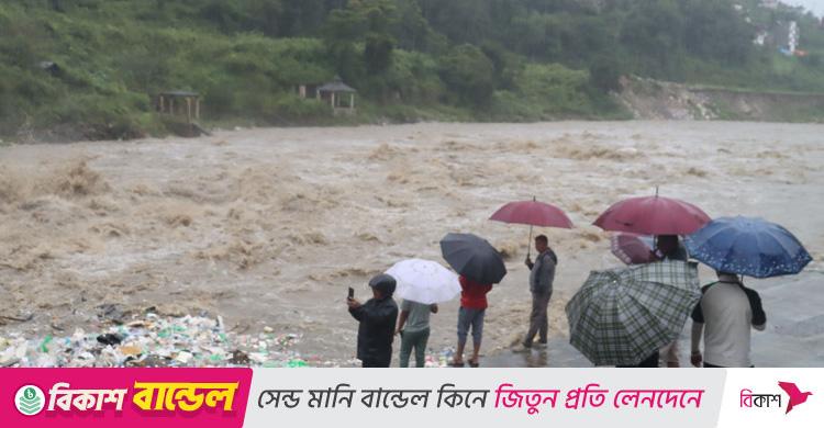 নেপালে বন্যা-ভূমিধসে ২২ জনের মৃত্যু, ৮ নদীর পানি বিপৎসীমার ওপর