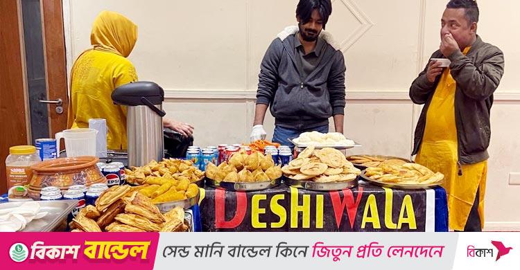 বাঙালির ‌পিঠার ঘ্রাণে মুখরিত লন্ডনের রয়্যাল রিজেন্সি