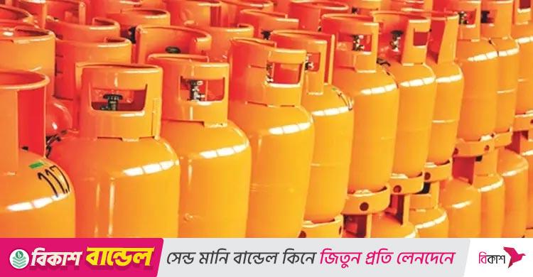 এলপিজির দাম বাড়বে নাকি কমবে জানা যাবে মঙ্গলবার