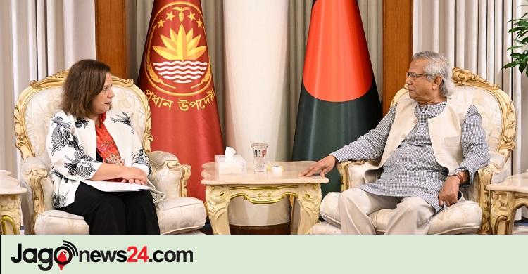 প্রধান উপদেষ্টার সঙ্গে তুরস্কের উপ-পররাষ্ট্রমন্ত্রীর সাক্ষাৎ