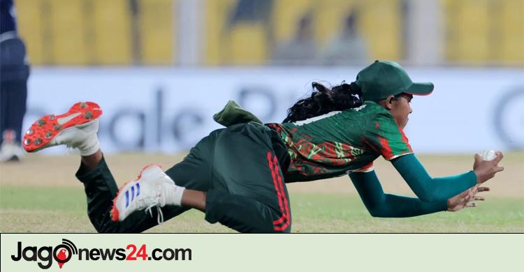 বাংলাদেশের ম্যাচে ভারতীয় আম্পায়ারের সিদ্ধান্ত নিয়ে জোর বিতর্ক