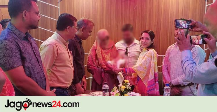 মা-বাবা পেলো মানসিক ভারসাম্যহীন নারীর গর্ভে জন্ম নেওয়া কন্যাশিশু