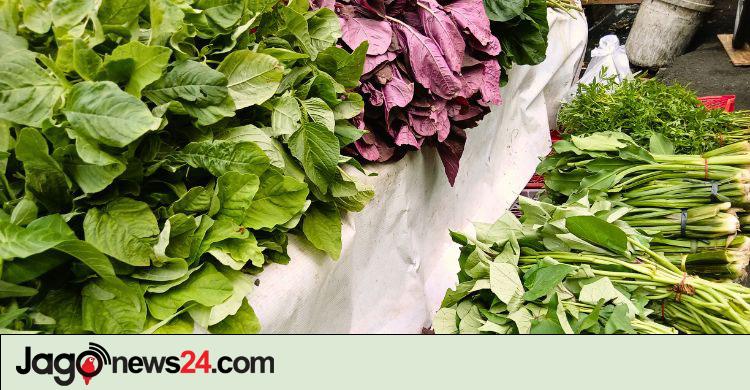 শাক কখন ও কী দিয়ে খাওয়া উচিত