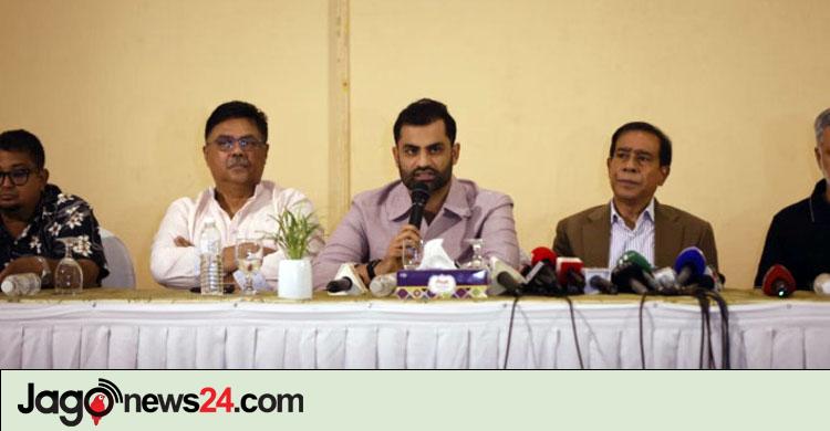 ঘরোয়া ক্রিকেট বর্জনের হুমকি ক্লাবগুলোর / দেশে ফিরেই তামিম বললেন, এটা কোনো নির্বাচনই হয়নি