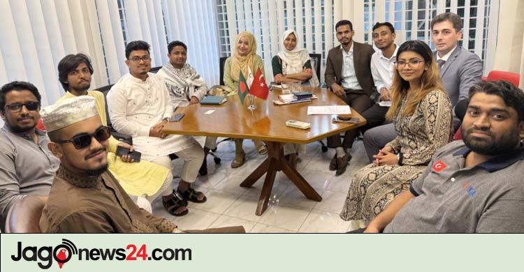 ডাকসু ও টিকা কান্ট্রি কোঅর্ডিনেটরের সৌজন্য বৈঠক
