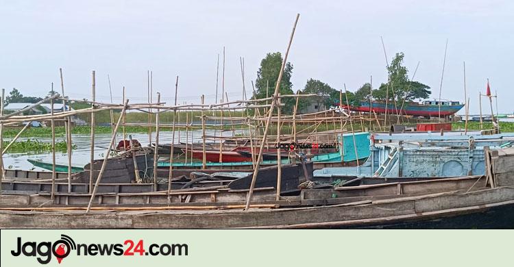 ২০০ টাকার চাঁদা এখন ৬০০, বিপাকে ঘাটের মাঝিরা