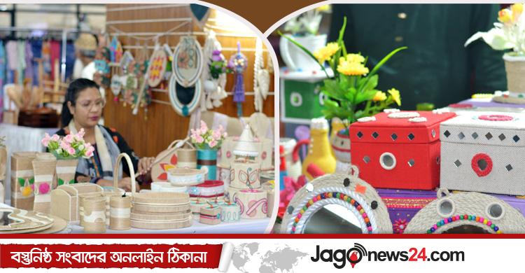 রাজধানীতে শরৎ মেলায় উদ্যোক্তাদের বাহারি পণ্যের সমাহার