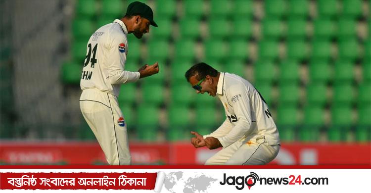 নোমানের ঘূর্ণিতে লাহোরে জয় দেখছে পাকিস্তান