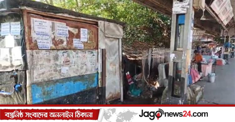 পশ্চিমবঙ্গে এসআইআর নিয়ে বিতর্কিত পোস্টার