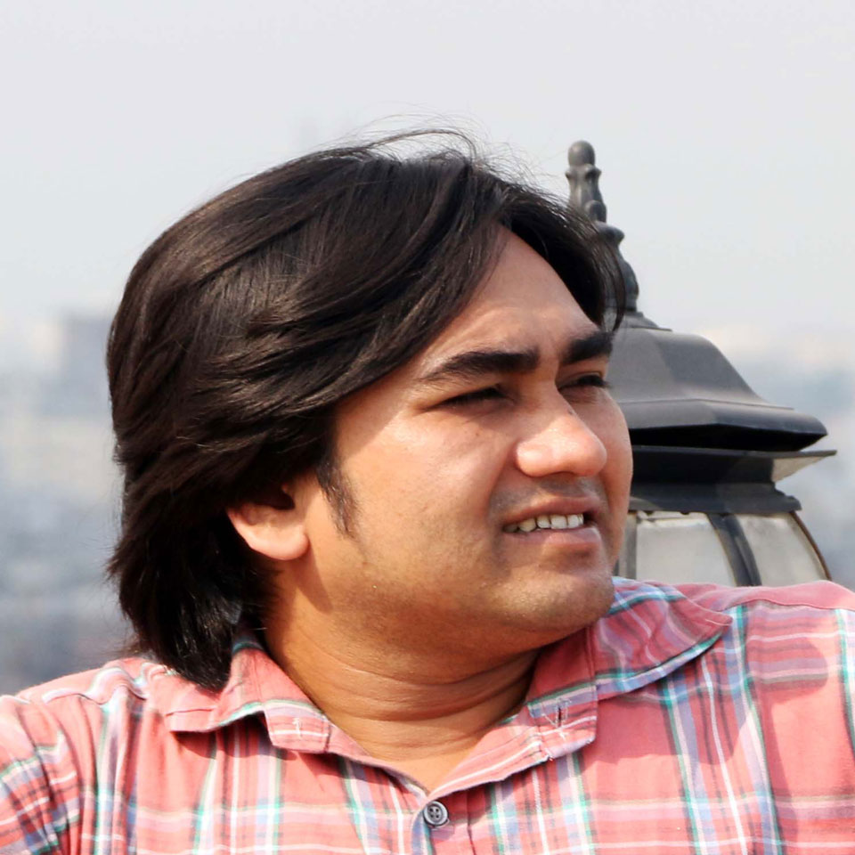 Author লিমন আহমেদ